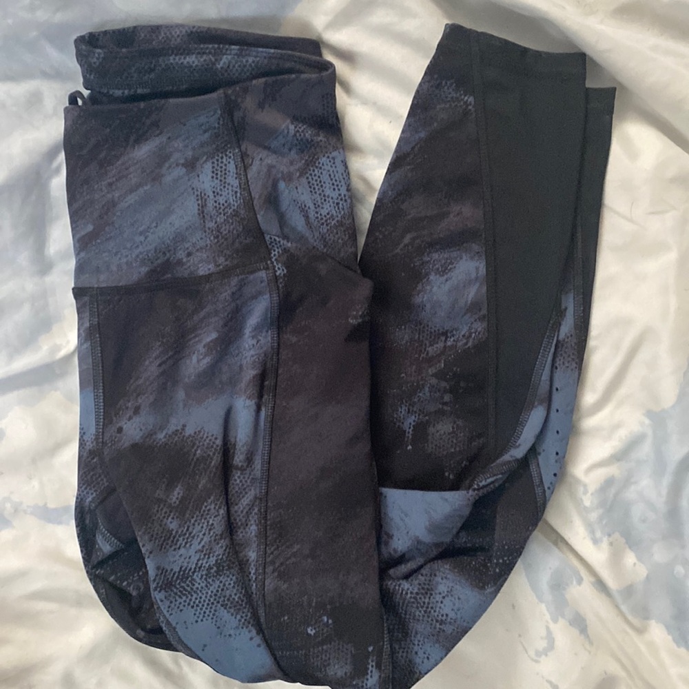 All in Motion Leggings - Medium